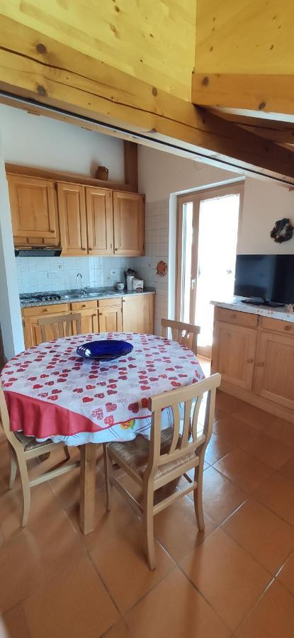 Mansarda A Carciato, Trilocale In Montagna Apartment Dimaro Ngoại thất bức ảnh