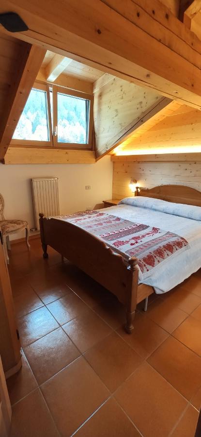 Mansarda A Carciato, Trilocale In Montagna Apartment Dimaro Ngoại thất bức ảnh