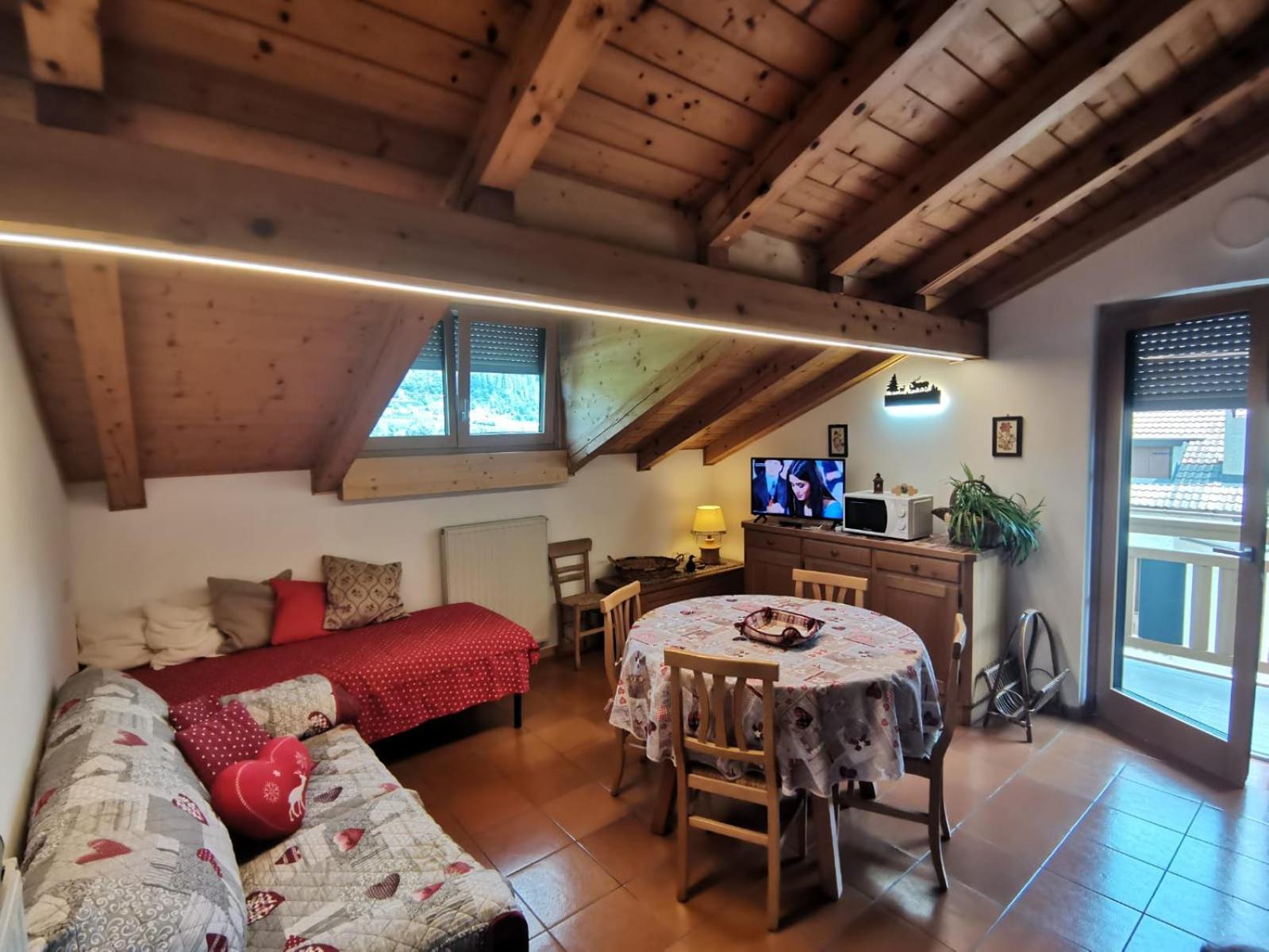 Mansarda A Carciato, Trilocale In Montagna Apartment Dimaro Ngoại thất bức ảnh