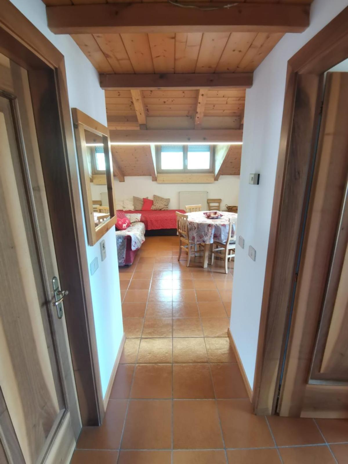 Mansarda A Carciato, Trilocale In Montagna Apartment Dimaro Ngoại thất bức ảnh