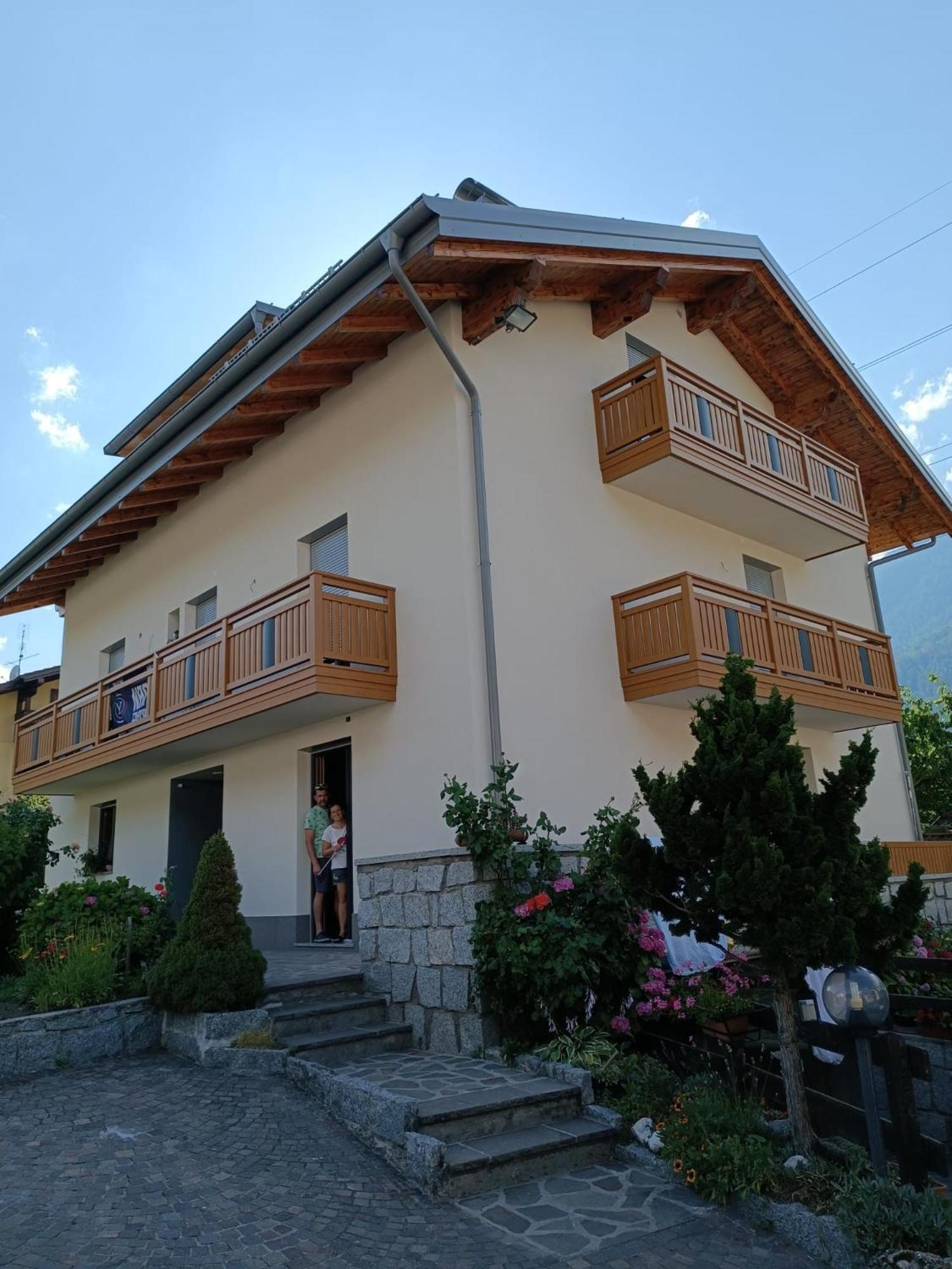 Mansarda A Carciato, Trilocale In Montagna Apartment Dimaro Ngoại thất bức ảnh